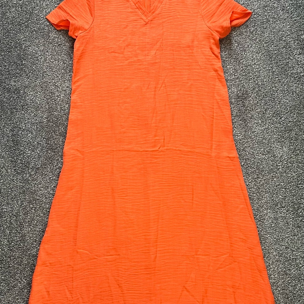 Bright Orange V-Neck Short Sleeve Dress